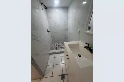 28 East 32nd St #2, Bayonne, NJ 07002 - Photo 21