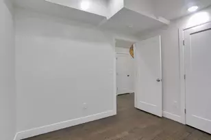 647 Ocean Ave, Jersey City, NJ 07307 - Photo 11