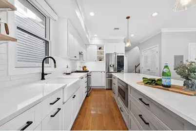 171 Jewett Ave #2, Jersey City, NJ 07304 - Photo 9