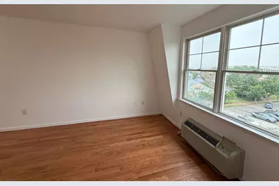 30 Freedom Way #404, Jersey City, NJ 07305 - Photo 9