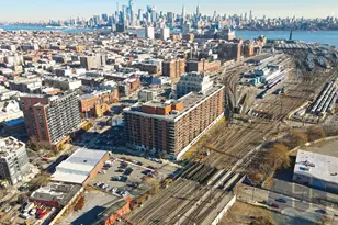 700 Grove St, Jersey City, NJ 07310 - Photo 33