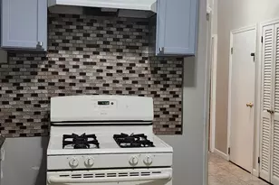 14 Newark Bay Ct, Bayonne, NJ 07002 - Photo 5