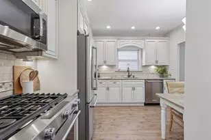126 Nelson Ave, Jersey City, NJ 07307 - Photo 9