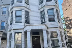 4711 Park Ave, Union City, NJ 07093 - Photo 1