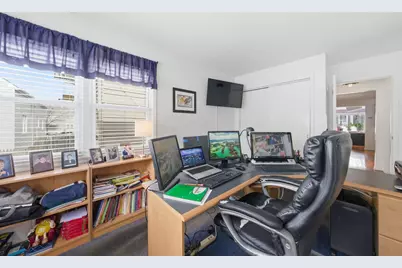 141 Kennedy Blvd, Bayonne, NJ 07002 - Photo 17