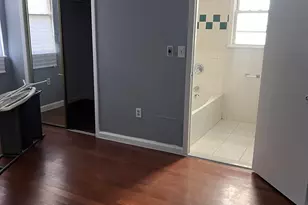 188 Zabriskie St, Jersey City, NJ 07307 - Photo 9