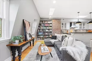 247 2nd St, Jersey City, NJ 07302 - Photo 3