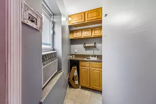 271 Newark Ave, Jersey City, NJ 07302 - Photo 25