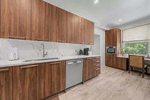 4 Constellation Pl, Jersey City, NJ 07305 - Photo 5