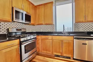 389 Washington St, Jersey City, NJ 07302 - Photo 3