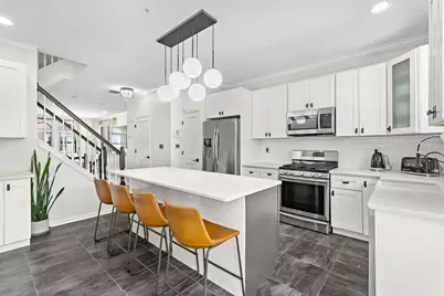 436 Albany Ct, West New York, NJ 07093 - Photo 7