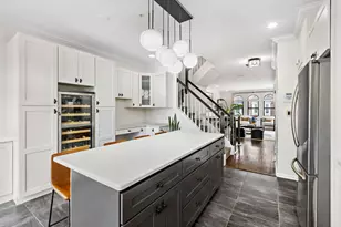 436 Albany Ct, West New York, NJ 07093 - Photo 9