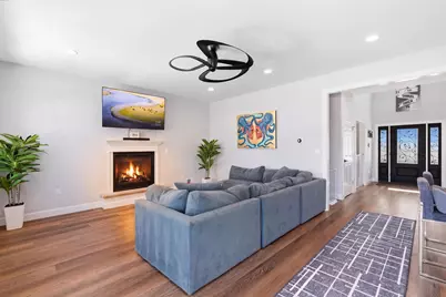 38 W Concourse, Aberdeen Township, NJ 07735 - Photo 15