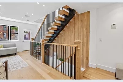 274 7th St, Jersey City, NJ 07302 - Photo 9