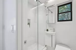 274 7th St, Jersey City, NJ 07302 - Photo 19