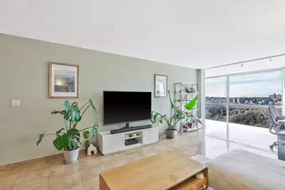 380 Mountain Rd #1015, Union City, NJ 07087 - Photo 3
