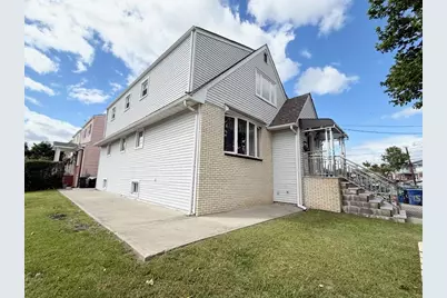 15 Suburbia Dr #2, Jersey City, NJ 07305 - Photo 3