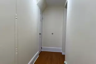 19 Baldwin Ave, Jersey City, NJ 07304 - Photo 7