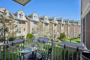 428 Newburgh Ct, West New York, NJ 07093 - Photo 11