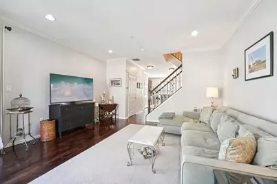 428 Newburgh Ct #428, West New York, NJ 07093 - Photo 1