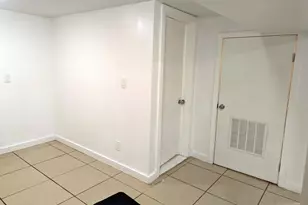 80 Broadman Pkwy, Jersey City, NJ 07304 - Photo 5