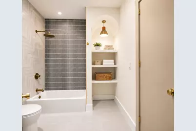 7 Pierce Ave, Jersey City, NJ 07307 - Photo 5