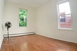 54 Gates Ave, Jersey City, NJ 07305 - Photo 5