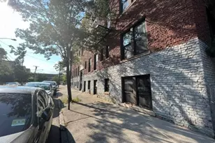 1 Noll Pl, Newark, NJ 07106 - Photo 9
