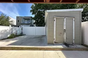 374 Cator Ave, Jersey City, NJ 07305 - Photo 11