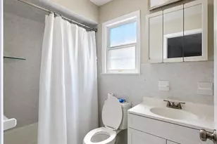 97 Oak St, Bayonne, NJ 07002 - Photo 13