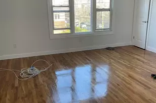 696A Ave E, Bayonne, NJ 07002 - Photo 9