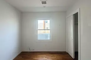 696A Ave E, Bayonne, NJ 07002 - Photo 19