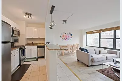 135 Montgomery St #20H, Jersey City, NJ 07302 - Photo 1