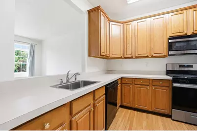 7 Atlas Ct, Jersey City, NJ 07305 - Photo 7