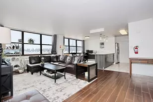 7004 Blvd E, Guttenberg, NJ 07093 - Photo 9