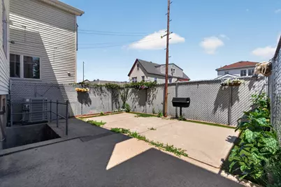 23 Marion Ct, Bayonne, NJ 07002 - Photo 27