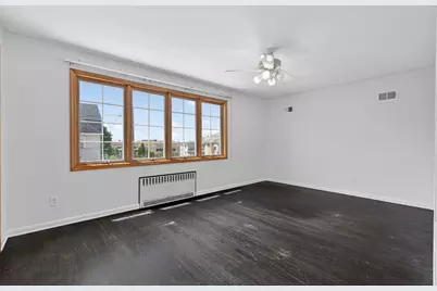 23 Marion Ct, Bayonne, NJ 07002 - Photo 17