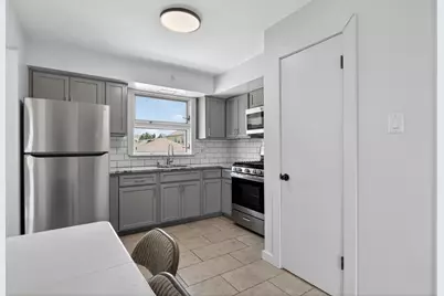 23 Marion Ct, Bayonne, NJ 07002 - Photo 13