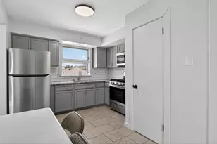 23 Marion Ct, Bayonne, NJ 07002 - Photo 13