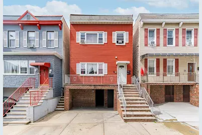 161 Seaview Ave, Jersey City, NJ 07305 - Photo 1
