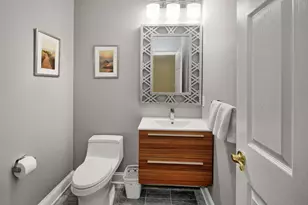 377 Kingston Ct, West New York, NJ 07093 - Photo 7