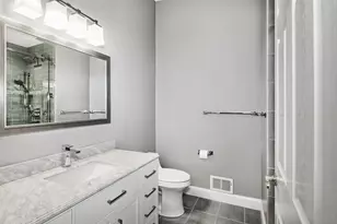 377 Kingston Ct, West New York, NJ 07093 - Photo 15