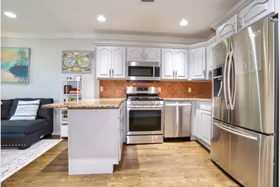15 Jefferson Ave #2B, Jersey City, NJ 07306 - Photo 3