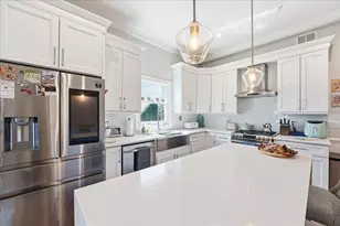 41 Bentley Ave, Jersey City, NJ 07304 - Photo 3