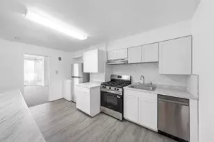 814 13th St, Union City, NJ 07087 - Photo 5