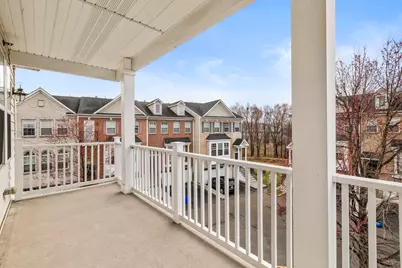 25 Creekside Ct, Secaucus, NJ 07094 - Photo 11