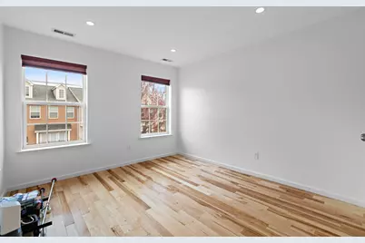 25 Creekside Ct, Secaucus, NJ 07094 - Photo 13