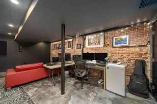105 Fairview Ave, Jersey City, NJ 07306 - Photo 33