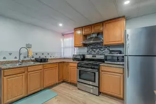 190-197 West 24th St, Bayonne, NJ 07002 - Photo 3