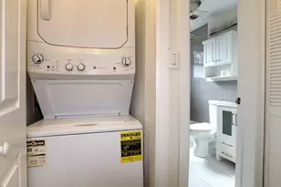 60 Webster Ave, Jersey City, NJ 07307 - Photo 13